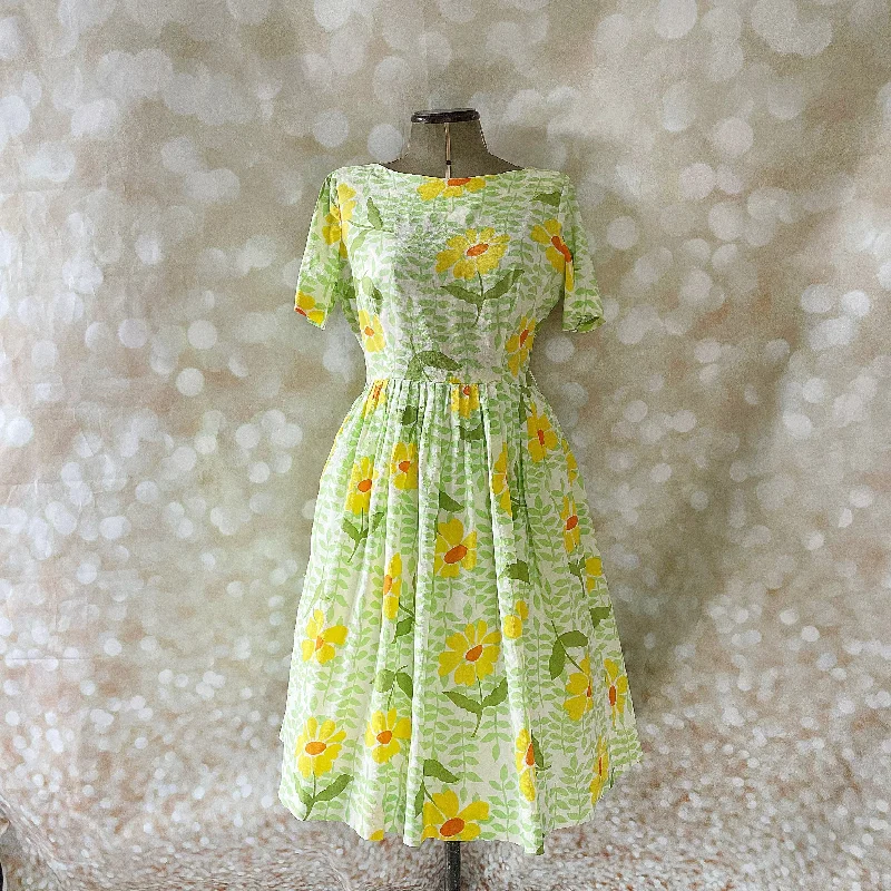 1960s Betty Barclay Daisy Dress