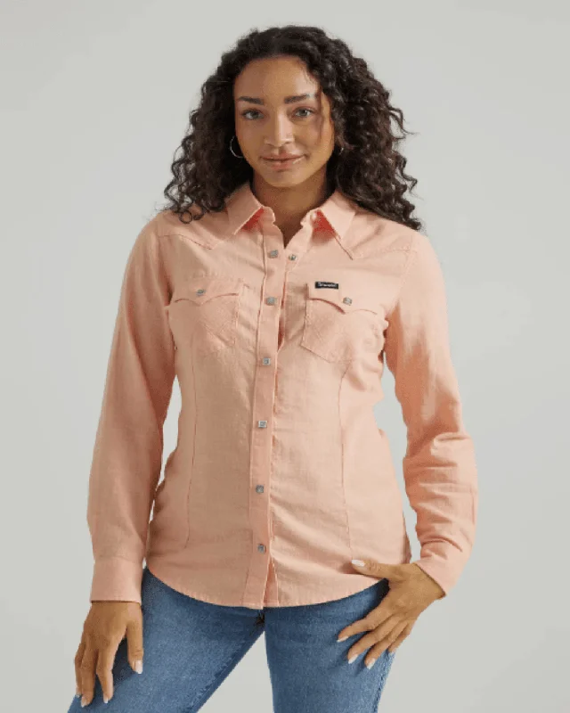 Wrangler Women's Retro® Peach Western Snap Long Sleeve Shirt 112347182 Elegant Lace Short Sleeve Wrangler Women's Retro® Peach Western Snap Long Sleeve Shirt 112347182 Elegant Lace Short Sleeve