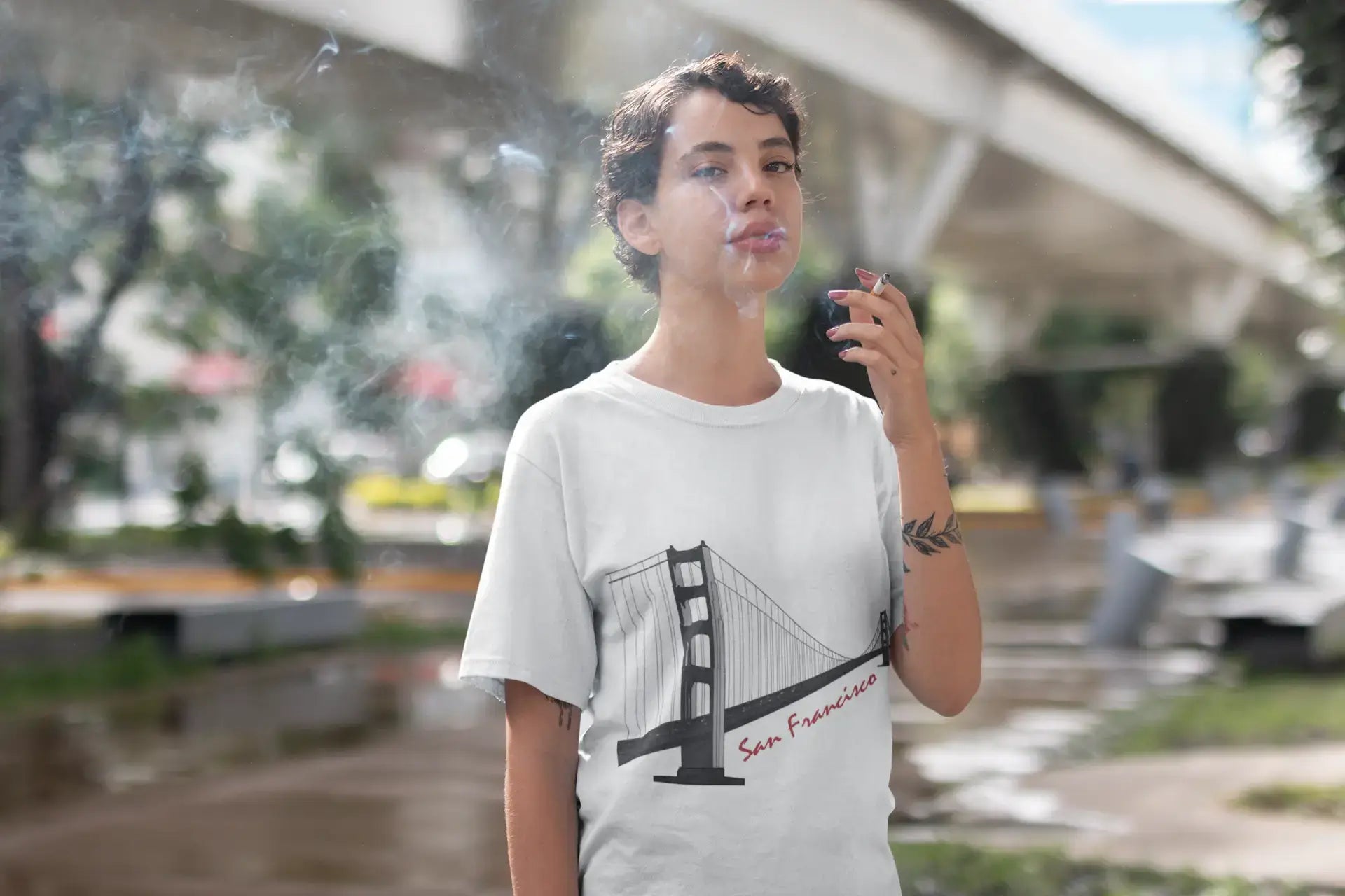 Golden Gate Bridge of San Francisco Tshirt Women's Short Sleeve Crew neck Tee 00181 Trendy Short Sleeve Blouse