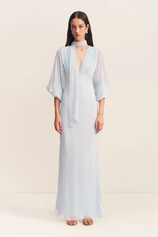AMINA PLUNGE BALLOON SLEEVE MAXI DRESS - SKY Trendy Printed Maxi Dress
