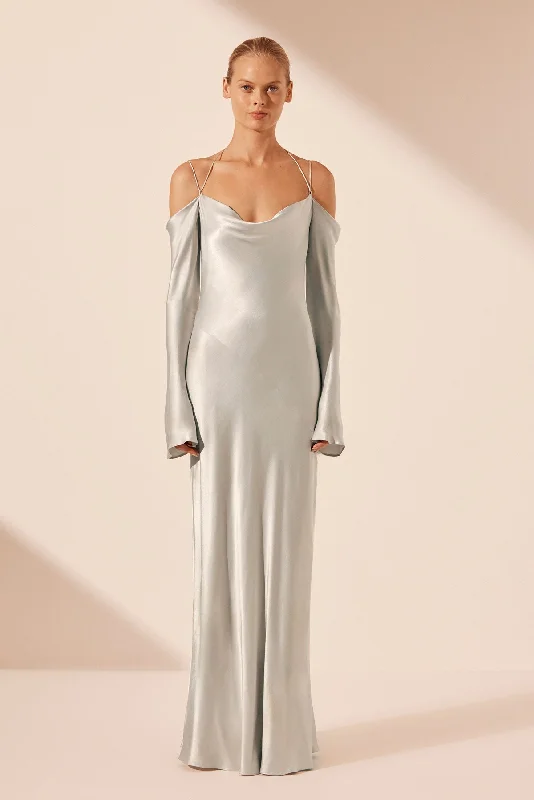LA LUNE OFF SHOULDER TIE MAXI DRESS - SILVER Trendy Printed Maxi Dress
