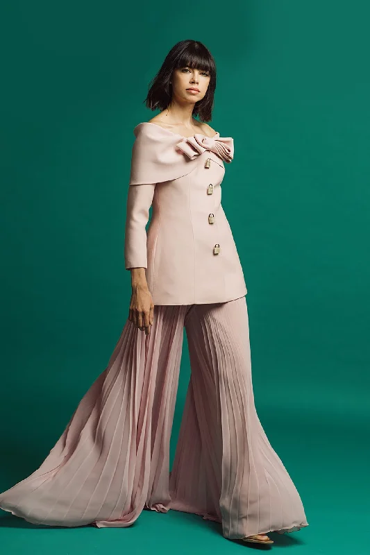 Off shoulder long sleeves jacket featuring pleated pants Toggled Jacket Drawstring Jacket Belted Jacket
